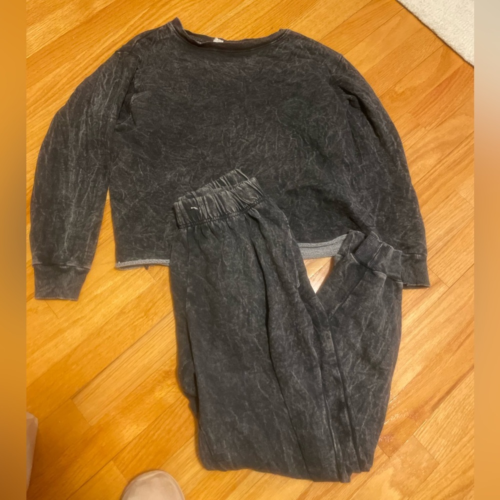 Bobbles and Lace Charcoal Gray Lounge Set Faded Wash